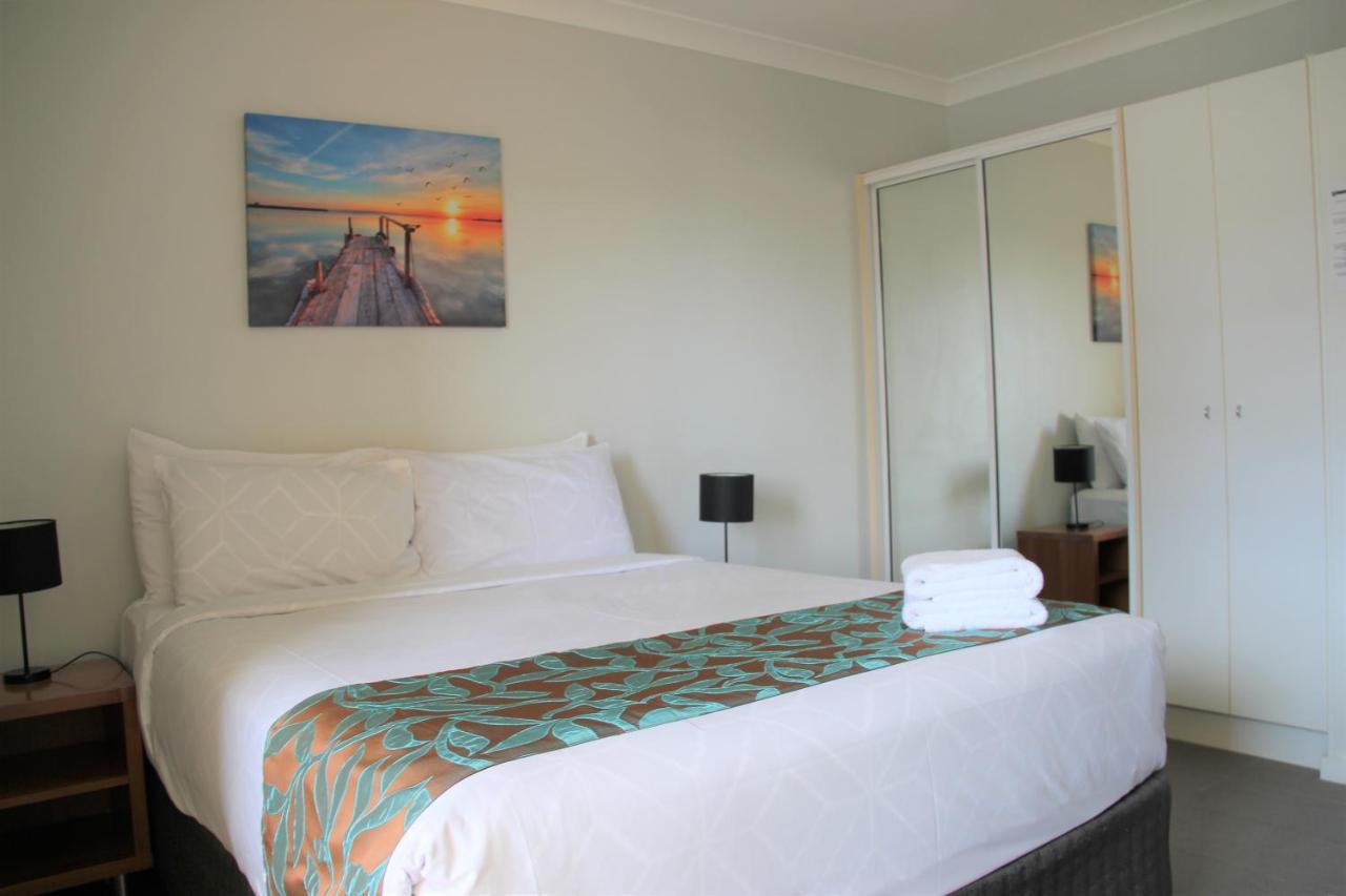 Broadwater Keys Holiday Apartments Gold Coast Esterno foto
