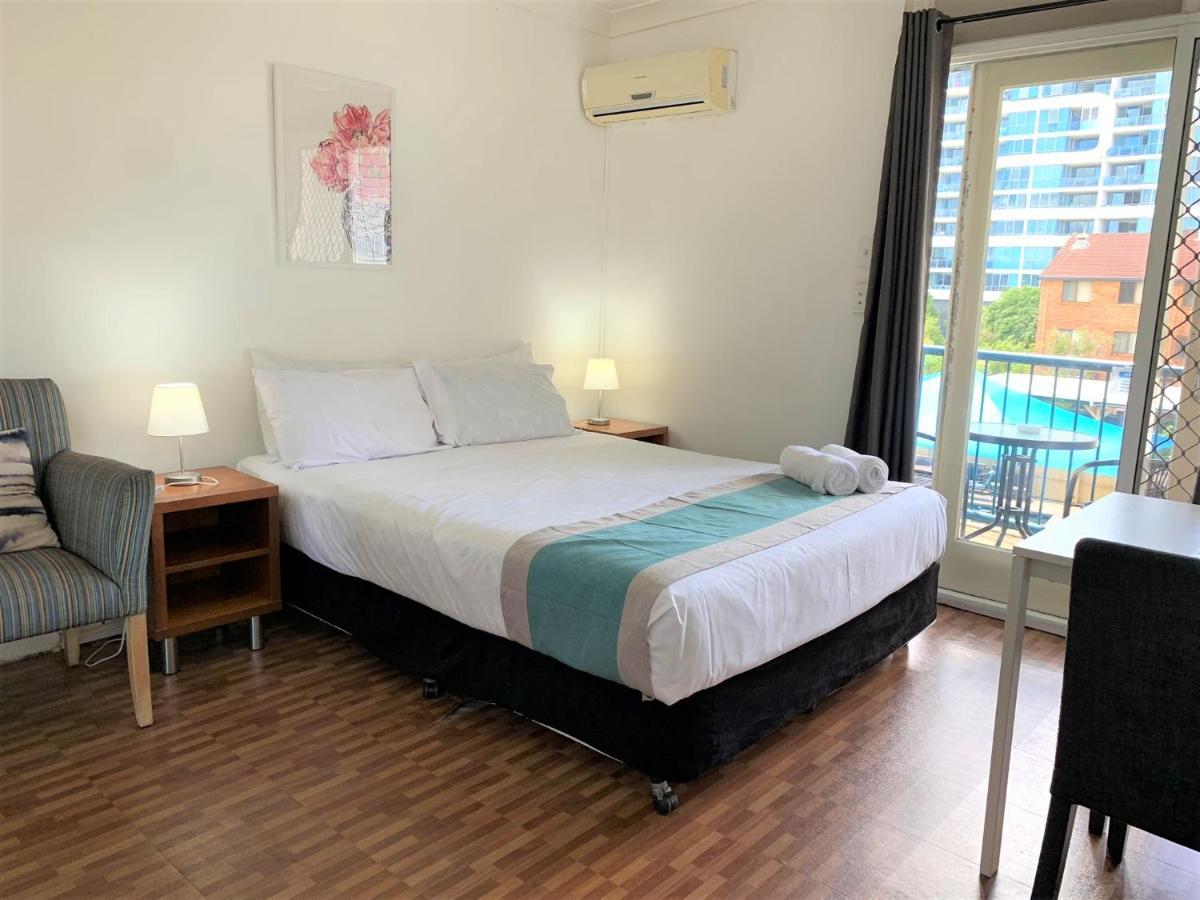 Broadwater Keys Holiday Apartments Gold Coast Esterno foto