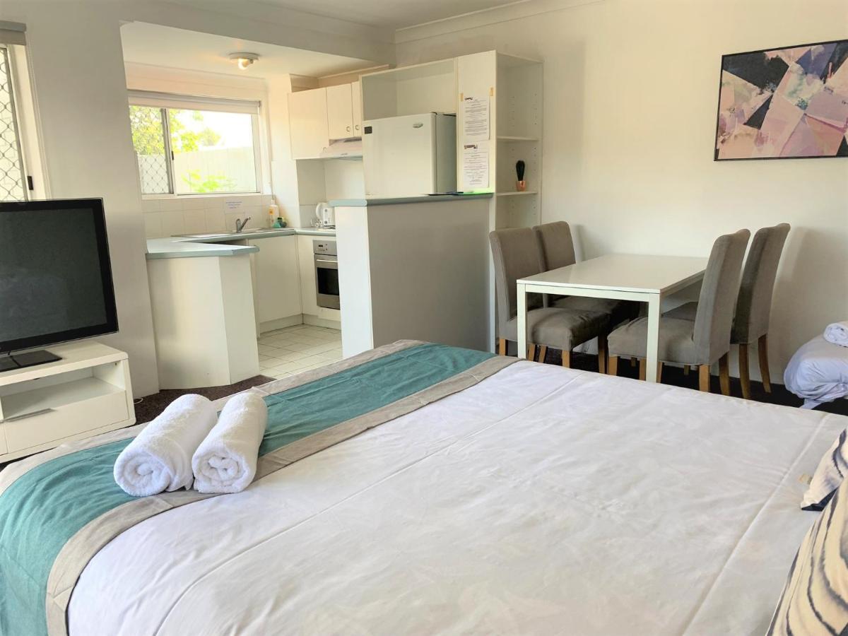 Broadwater Keys Holiday Apartments Gold Coast Esterno foto
